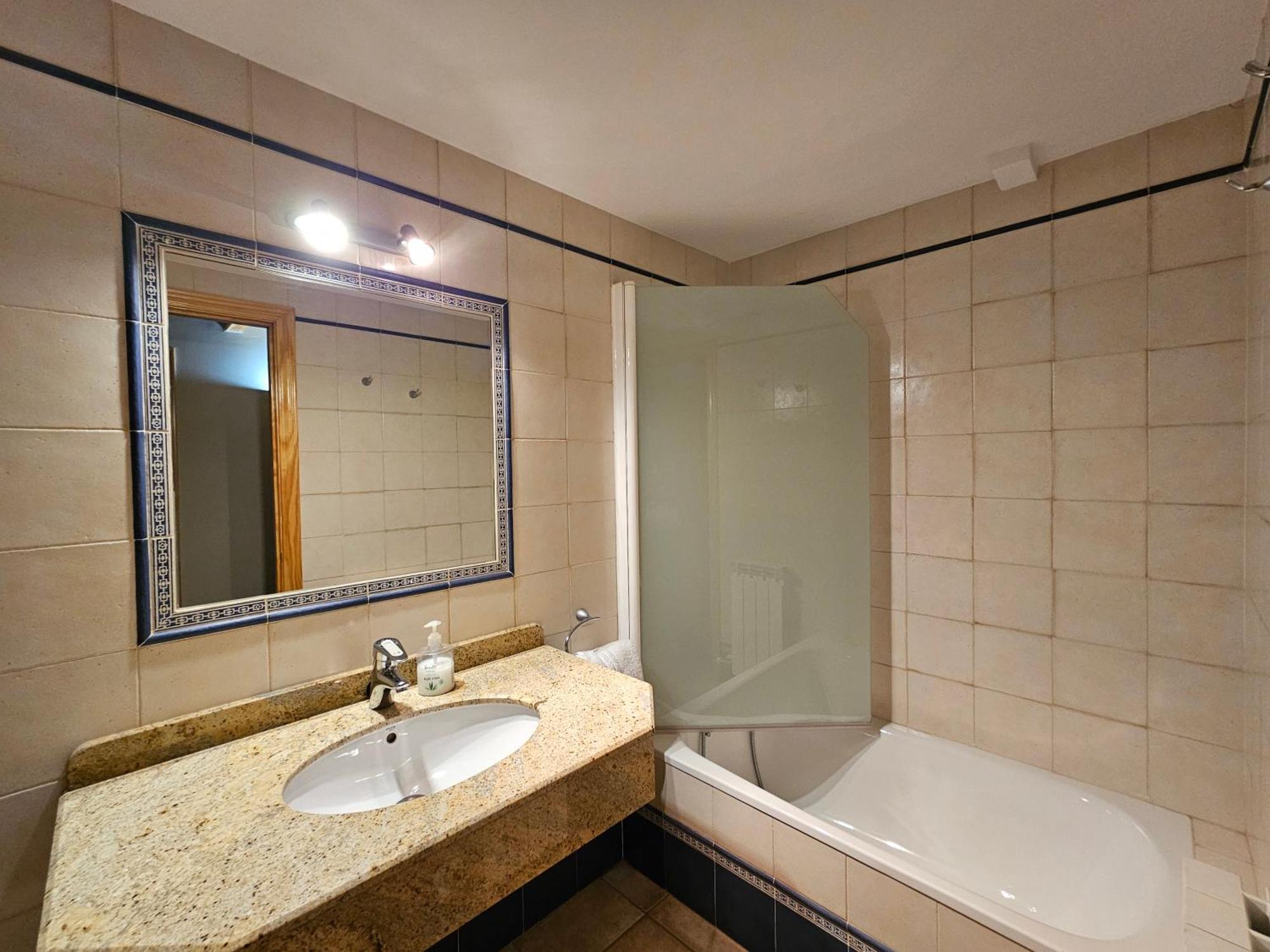 Apartamentos Naspun Campo (Huesca) Exterior foto